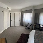 Oxford Palace Hotel
